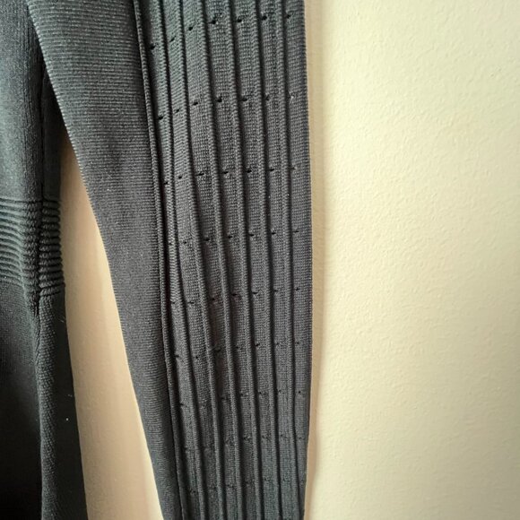 Dress - Picture 6 of 12